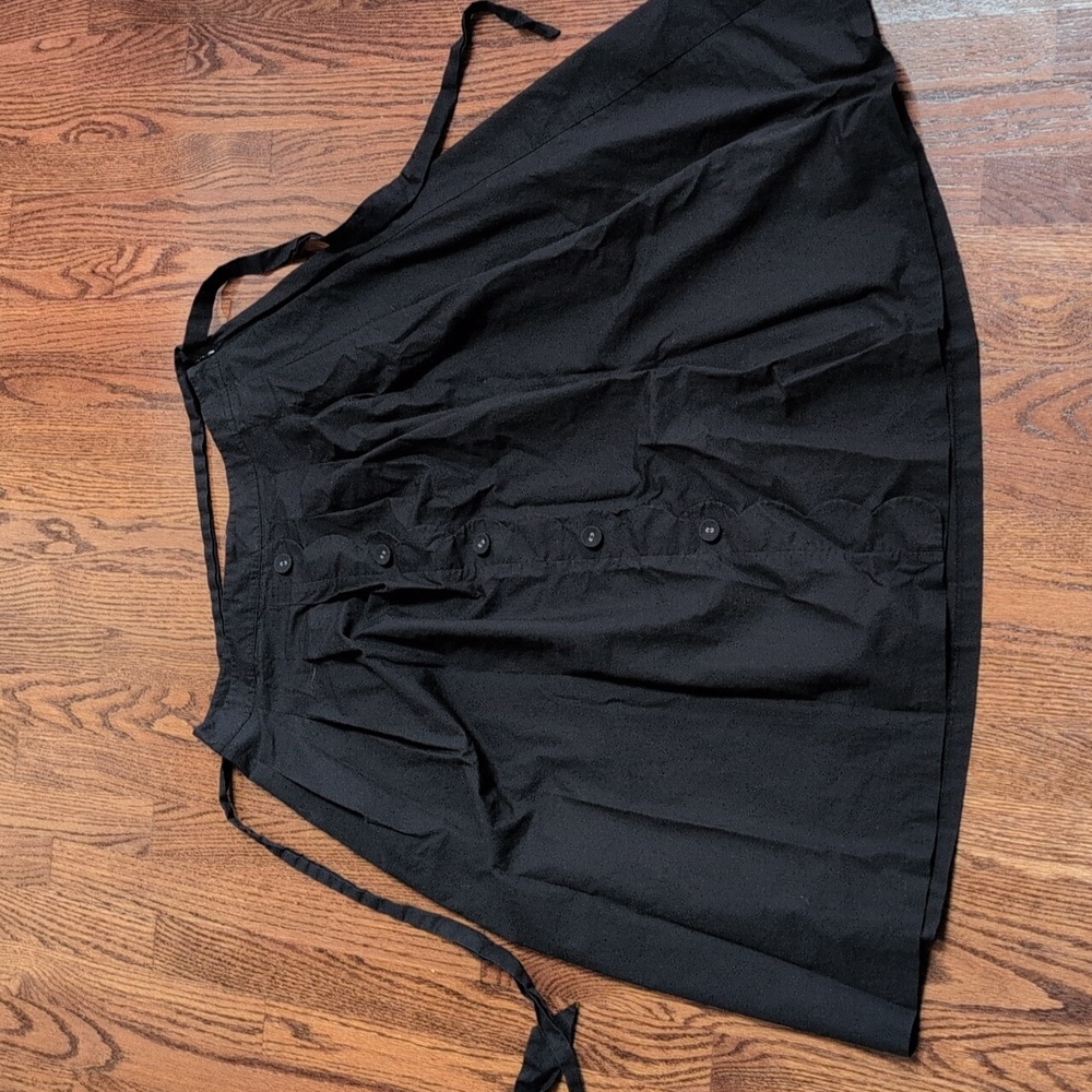 Talbots Black Skirt with scalloped detail size 14